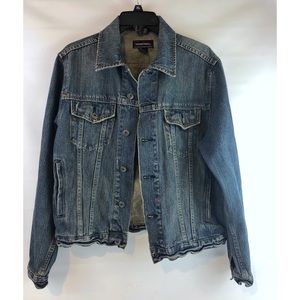 true vintage 90s medium wash denim jean jacket